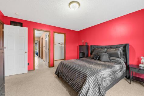 2061 Winterberry Lane Shakopee MN 55379