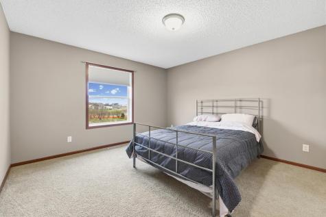 2061 Winterberry Lane Shakopee MN 55379
