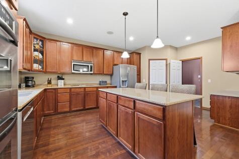 2061 Winterberry Lane Shakopee MN 55379