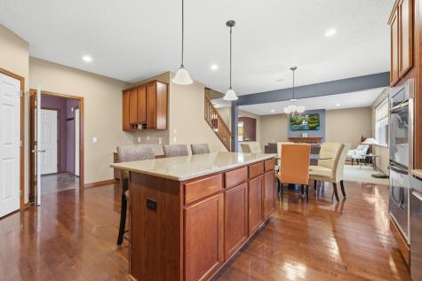 2061 Winterberry Lane Shakopee MN 55379