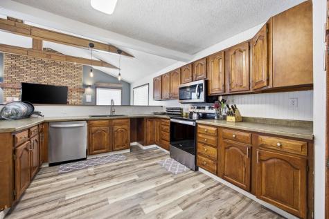 2802 Brookdale Road Moorhead MN 56560