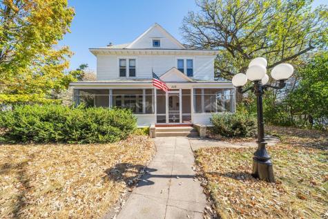 1115 Summit Avenue Detroit Lakes MN 56501