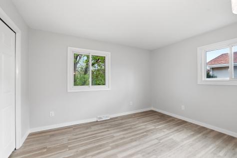 8016 81st Avenue N Brooklyn Park MN 55445