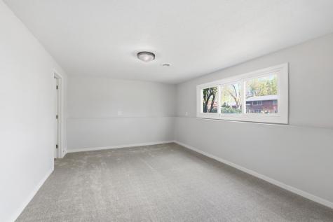 8016 81st Avenue N Brooklyn Park MN 55445