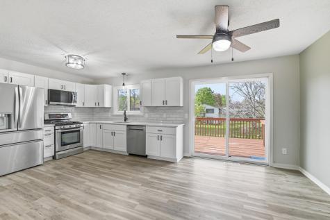 8016 81st Avenue N Brooklyn Park MN 55445