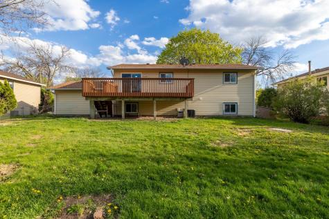 8016 81st Avenue N Brooklyn Park MN 55445