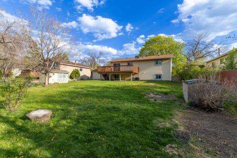 8016 81st Avenue N Brooklyn Park MN 55445