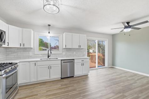 8016 81st Avenue N Brooklyn Park MN 55445