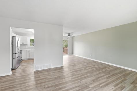 8016 81st Avenue N Brooklyn Park MN 55445