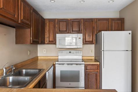 6368 Saint Johns Drive Eden Prairie MN 55346