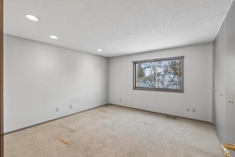 6368 Saint Johns Drive Eden Prairie MN 55346