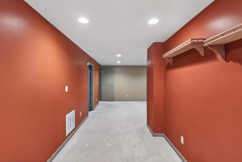 6368 Saint Johns Drive Eden Prairie MN 55346
