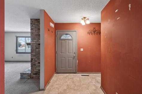 6368 Saint Johns Drive Eden Prairie MN 55346