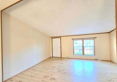 118 Snetting Drive Thief River Falls MN 56701