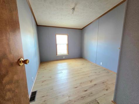 118 Snetting Drive Thief River Falls MN 56701