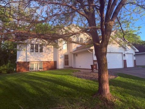 9487 Winslow N Maple Grove MN 55311