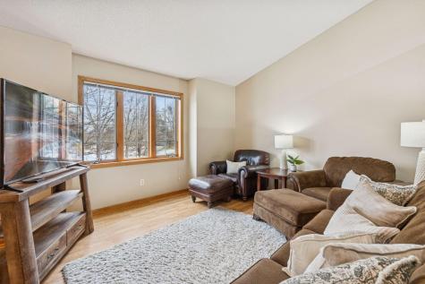 9487 Winslow N Maple Grove MN 55311