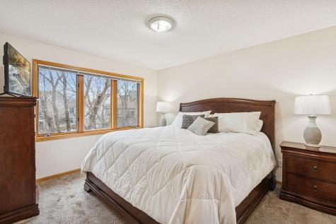 9487 Winslow N Maple Grove MN 55311