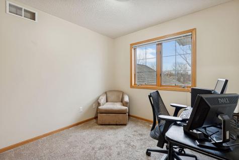 9487 Winslow N Maple Grove MN 55311