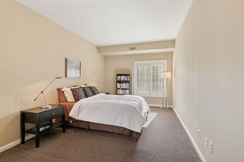 1235 Yale Place Minneapolis MN 55403