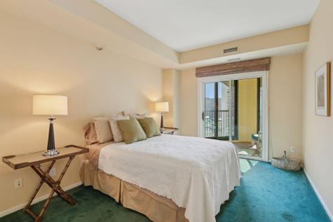1235 Yale Place Minneapolis MN 55403