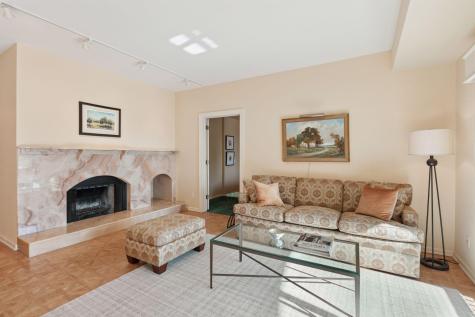 1235 Yale Place Minneapolis MN 55403