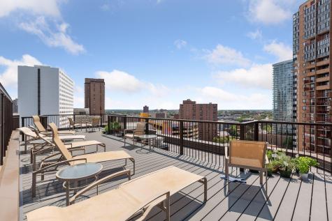 1235 Yale Place Minneapolis MN 55403