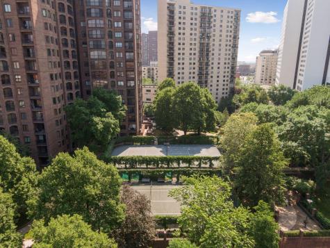 1235 Yale Place Minneapolis MN 55403
