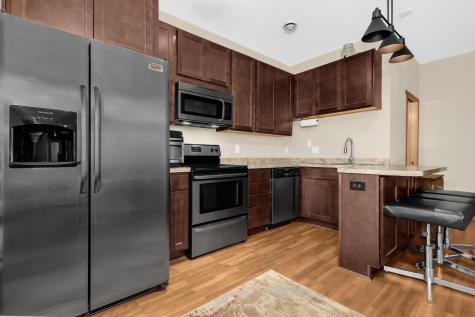 1283 County Road D Circle E Vadnais Heights MN 55109
