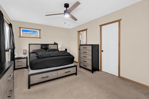 1283 County Road D Circle E Vadnais Heights MN 55109