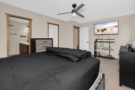 1283 County Road D Circle E Vadnais Heights MN 55109