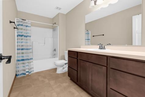 1283 County Road D Circle E Vadnais Heights MN 55109
