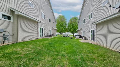 1283 County Road D Circle E Vadnais Heights MN 55109