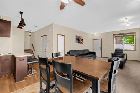 1283 County Road D Circle E Vadnais Heights MN 55109