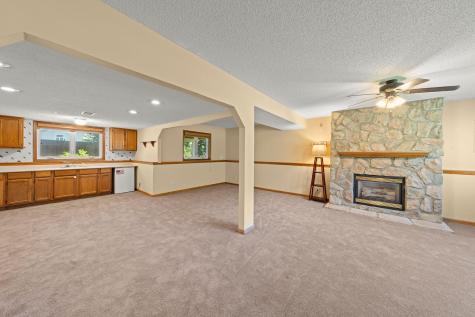 17446 Goldenview Avenue Lakeville MN 55044