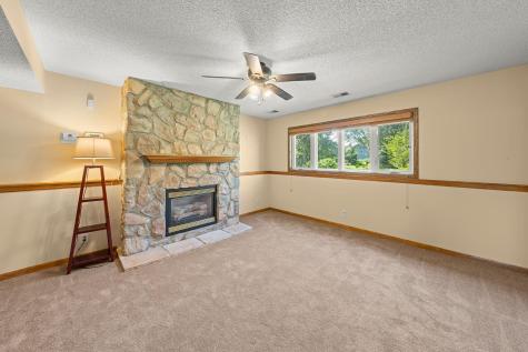 17446 Goldenview Avenue Lakeville MN 55044