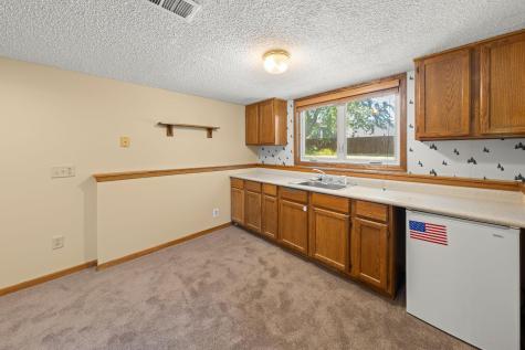 17446 Goldenview Avenue Lakeville MN 55044
