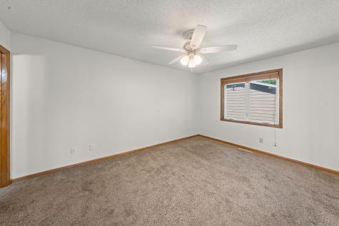 17446 Goldenview Avenue Lakeville MN 55044