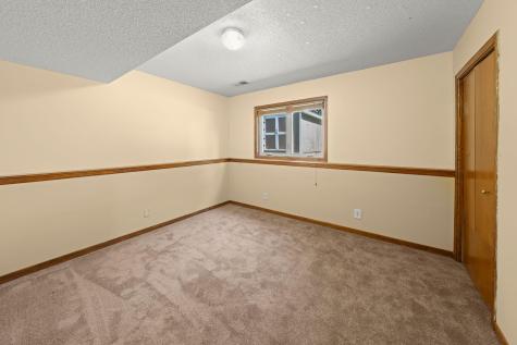 17446 Goldenview Avenue Lakeville MN 55044