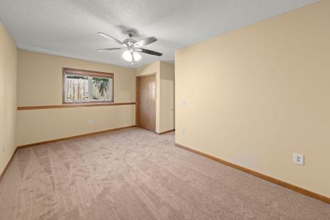 17446 Goldenview Avenue Lakeville MN 55044