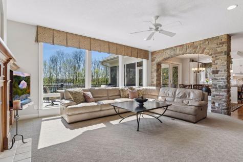 1750 Lucy Ridge Court Chanhassen MN 55317