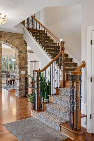 1750 Lucy Ridge Court Chanhassen MN 55317
