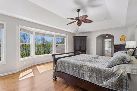 1750 Lucy Ridge Court Chanhassen MN 55317