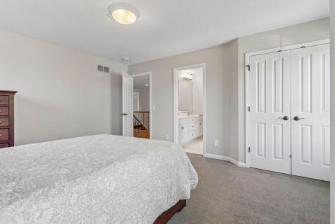 1750 Lucy Ridge Court Chanhassen MN 55317