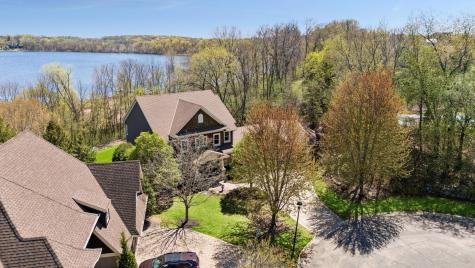 1750 Lucy Ridge Court Chanhassen MN 55317