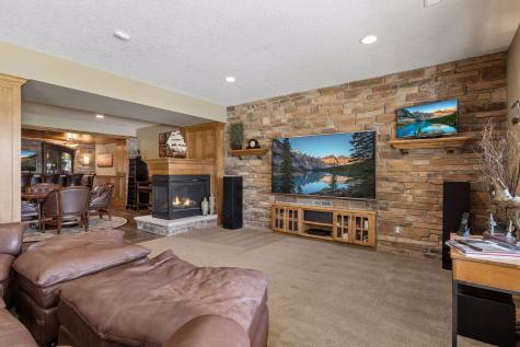 1750 Lucy Ridge Court Chanhassen MN 55317