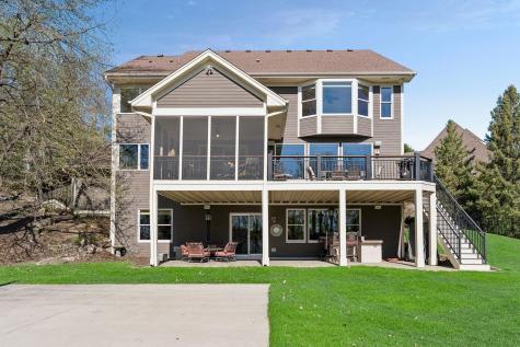 1750 Lucy Ridge Court Chanhassen MN 55317