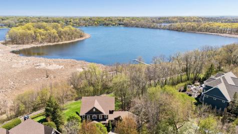 1750 Lucy Ridge Court Chanhassen MN 55317