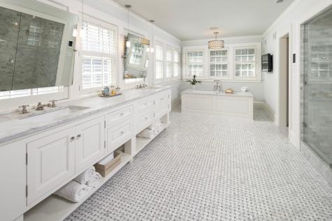 2400 W Lake Of The Isles Parkway Minneapolis MN 55405