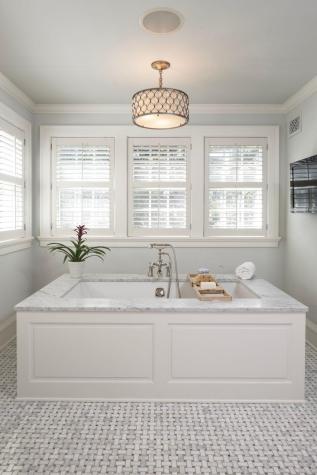 2400 W Lake Of The Isles Parkway Minneapolis MN 55405